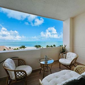 Oceanfront Paradise In Cancun Hotel Zone
